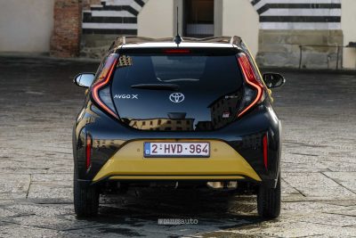 Nuova Toyota Aygo X GR Sport posteriore