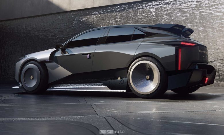 DS N°4 Taylor Made Concept posteriore 3/4