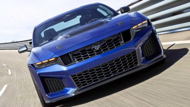 Ford Mustang Dark Horse SC Track Pack in pista