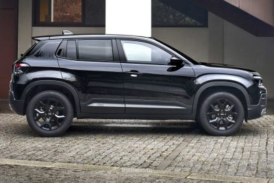 Jeep Avenger Black Edition laterale