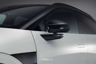 Zeekr 7GT telecamera nello specchietto laterale